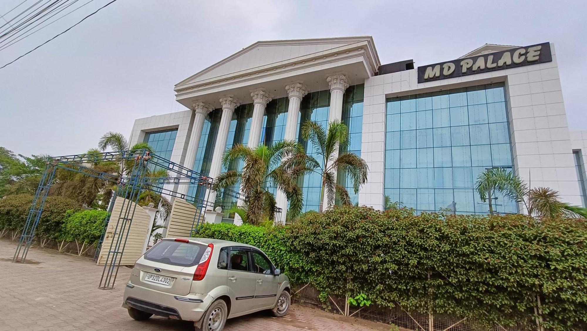 M D Palace Guest house Lucknow