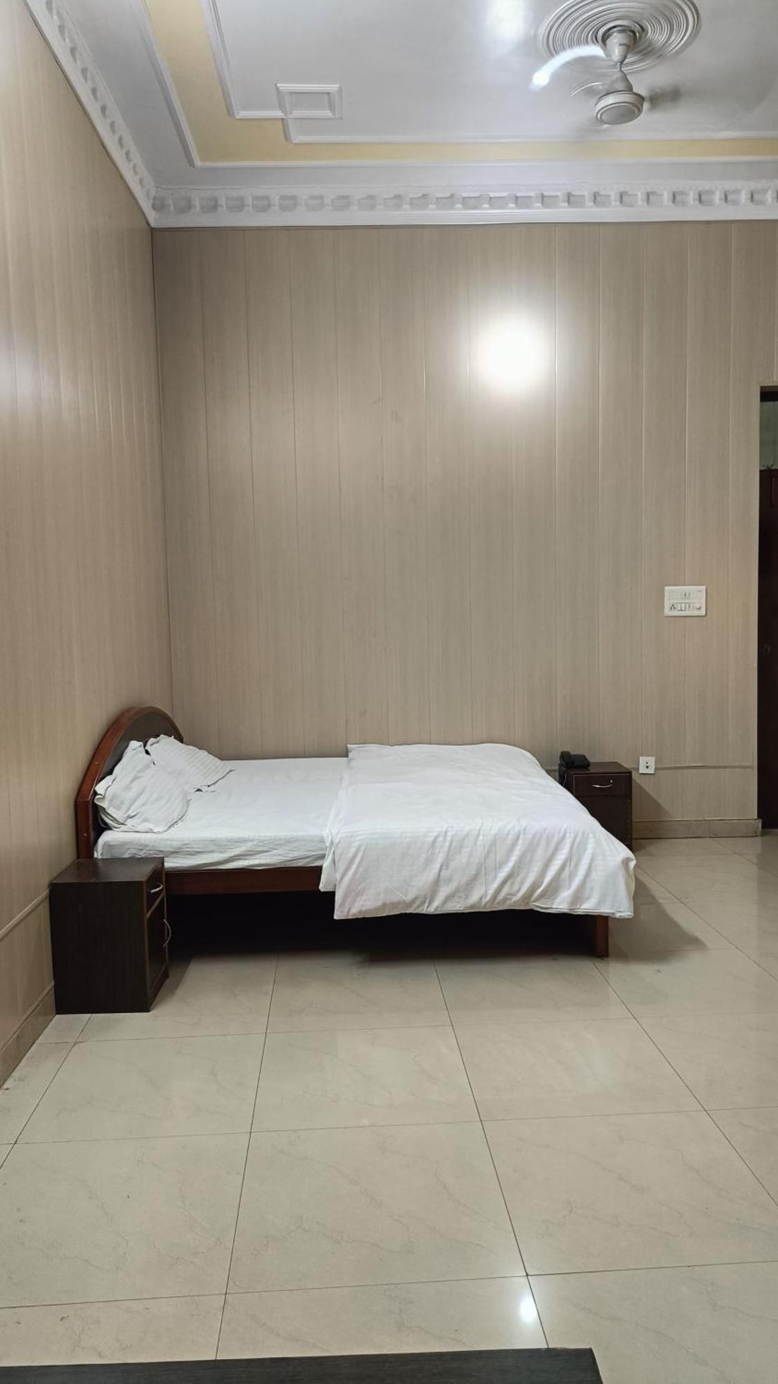 Guest house M D Palace Lucknow