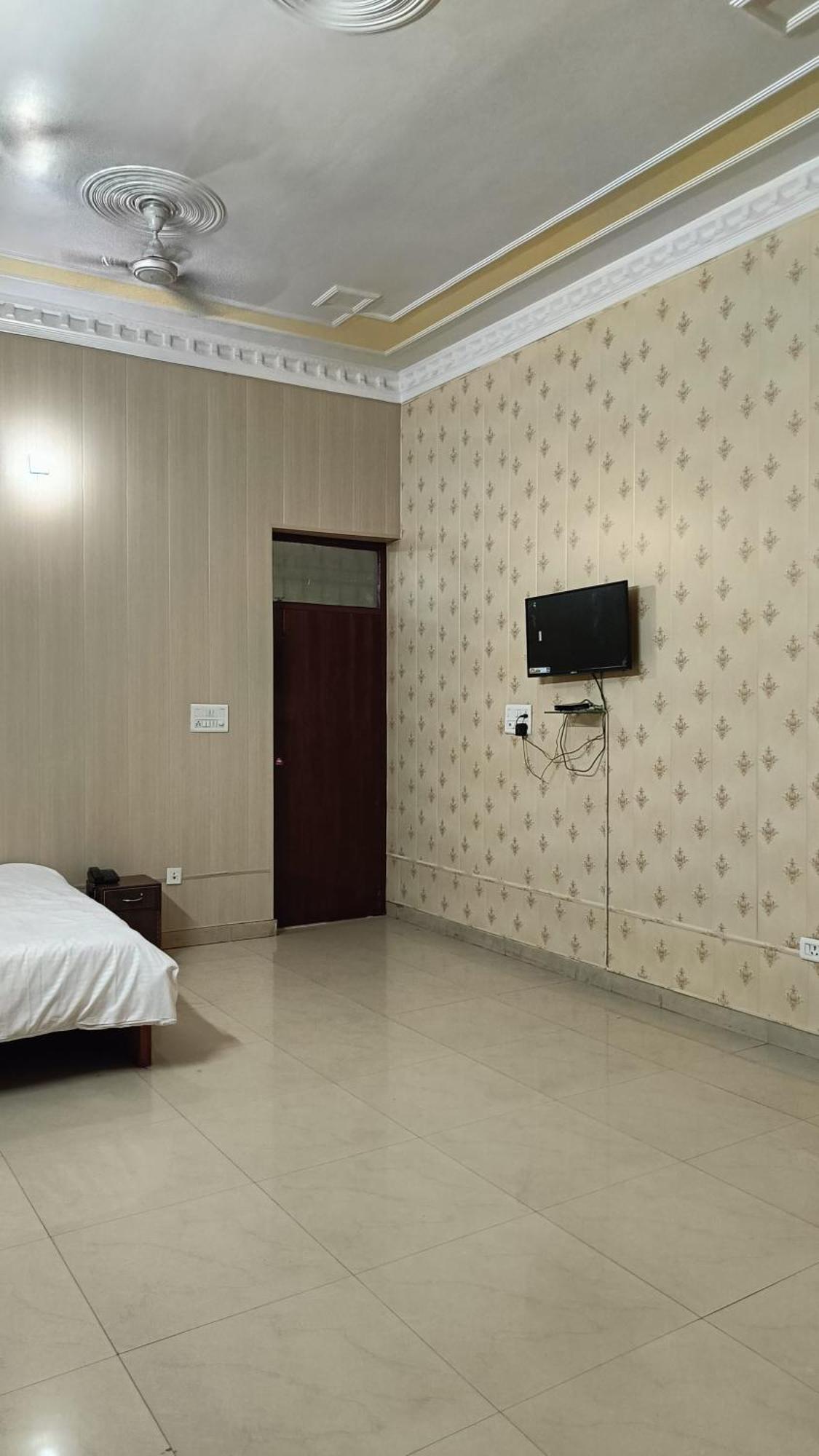 Guest house M D Palace Lucknow